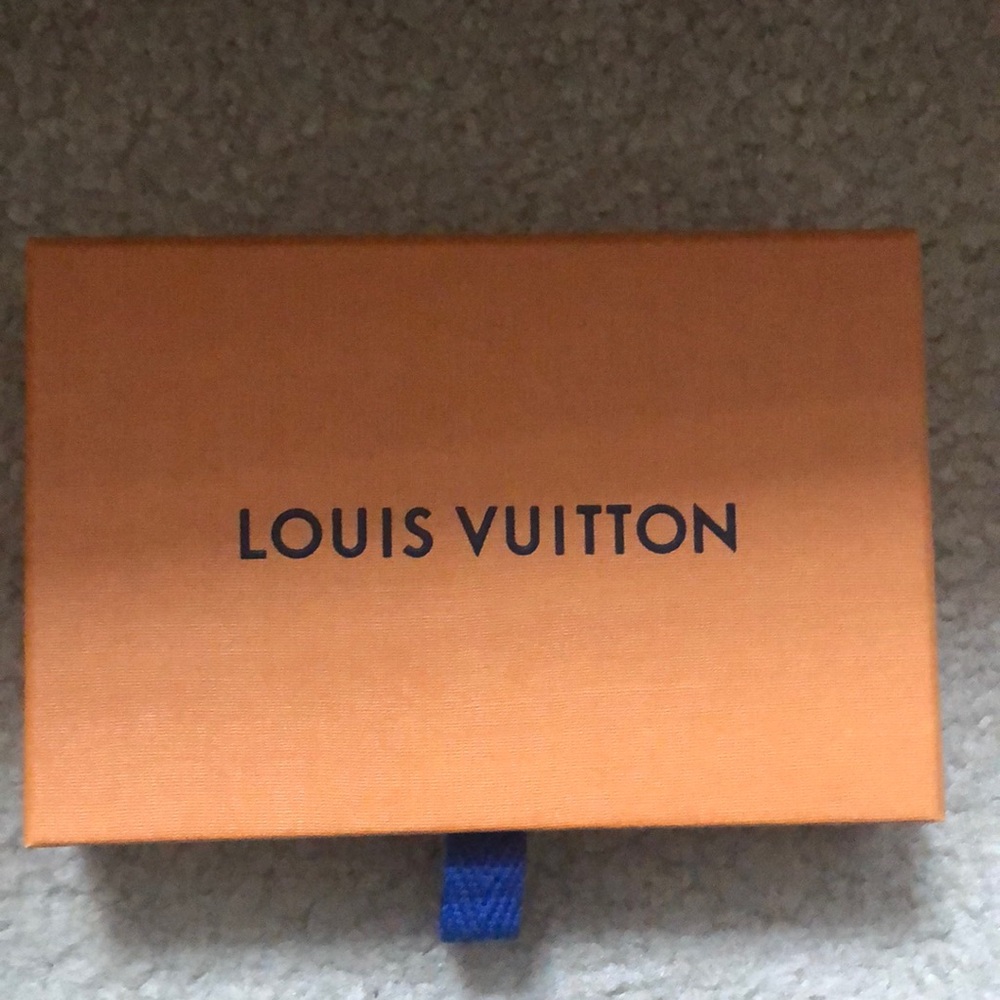 Louis Vuitton pull drawer gift box  Authentic